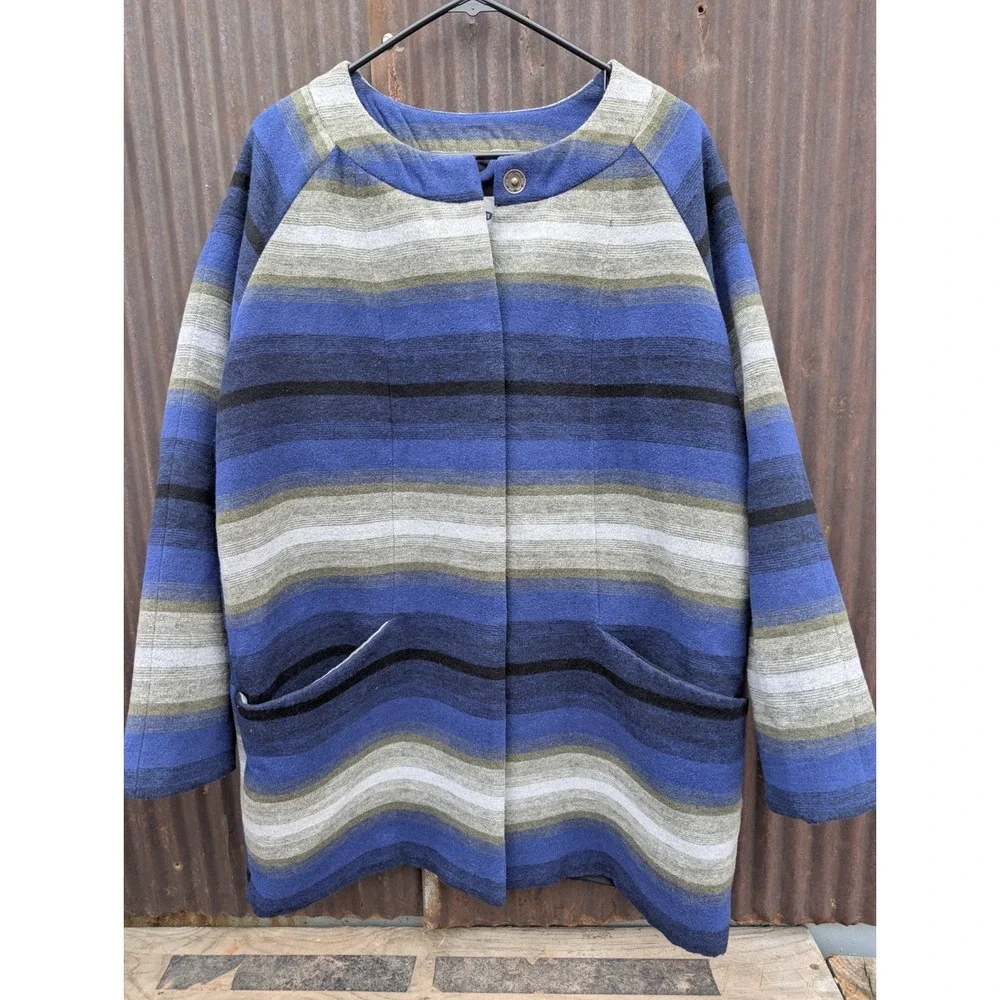 Old Navy Blanket Coat Women Large Blue Stripe Jacket Snap Southwest Wool Chore